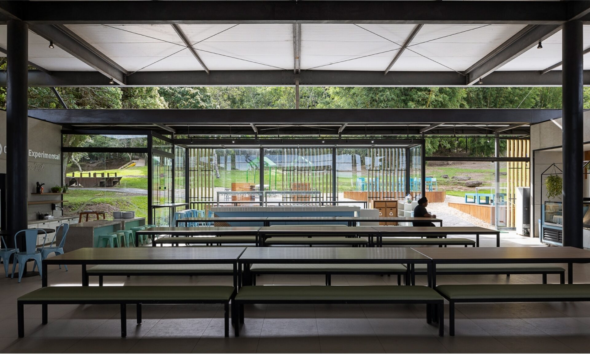 gallery-projeto-escola-dinamica-passeio-leste-marchetti-bonetti 4
